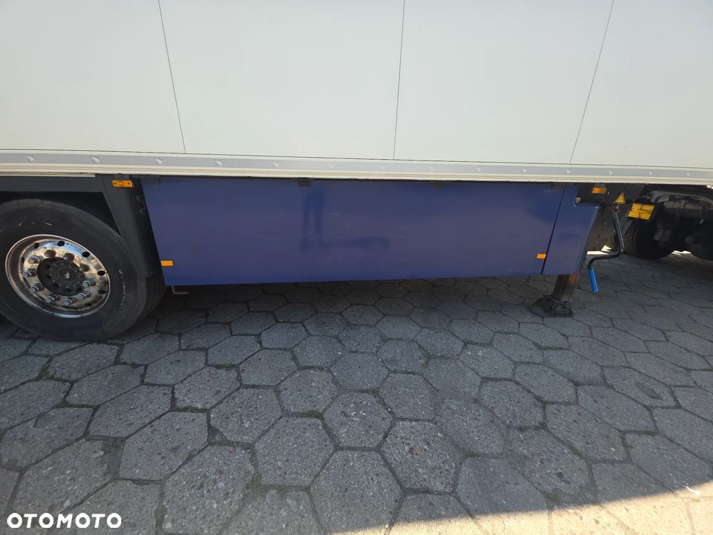 Schmitz Cargobull SCB*S3B - 9