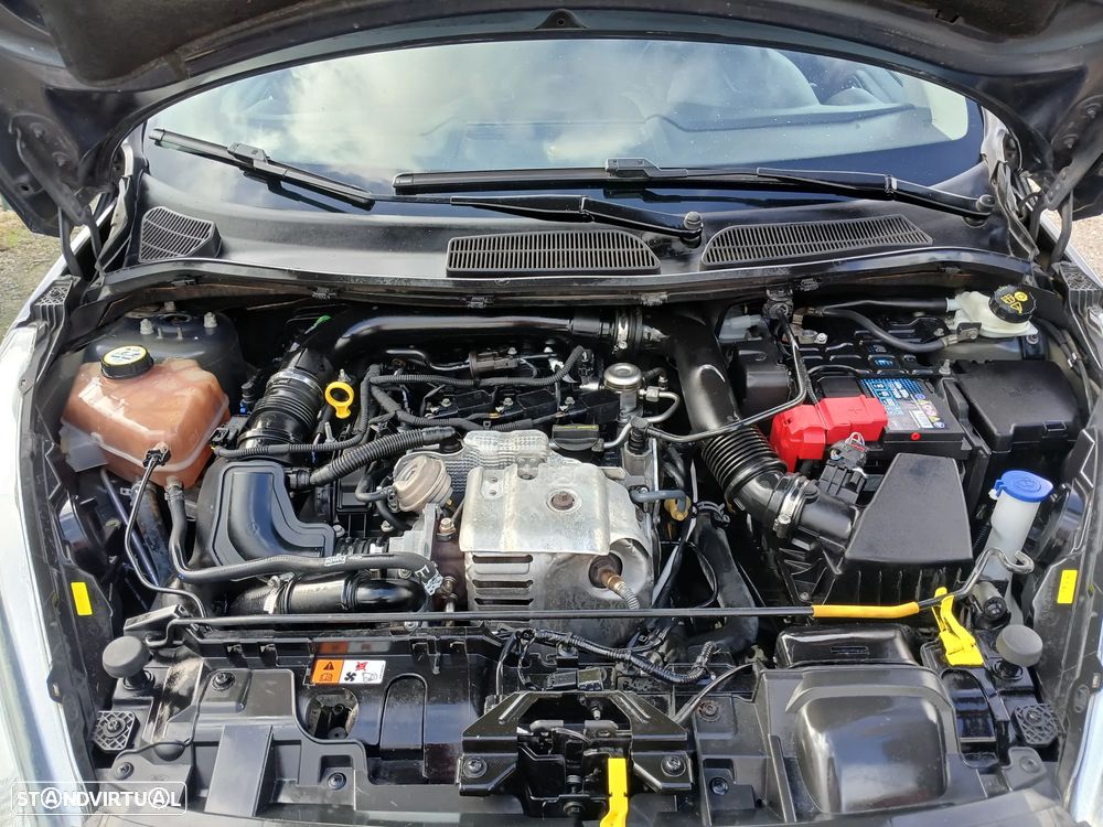 Ford Fiesta 1.0 T EcoBoost Titanium - 53