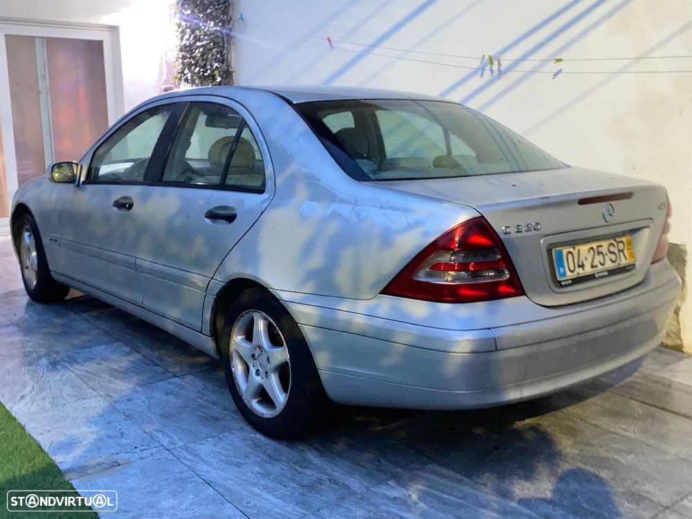 Mercedes-Benz C 220 CDi Classic - 13