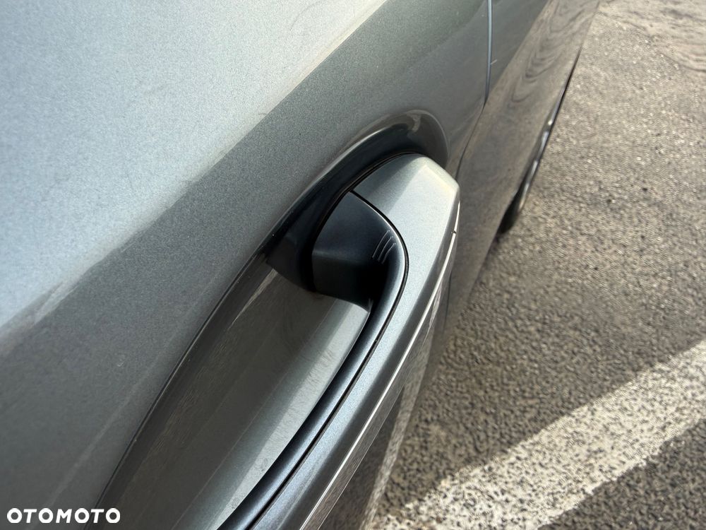 BMW Seria 5 530i Luxury Line - 10