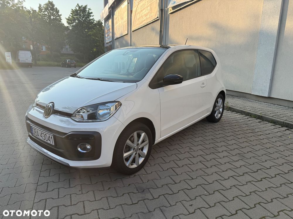 Volkswagen up! TSI high - 2