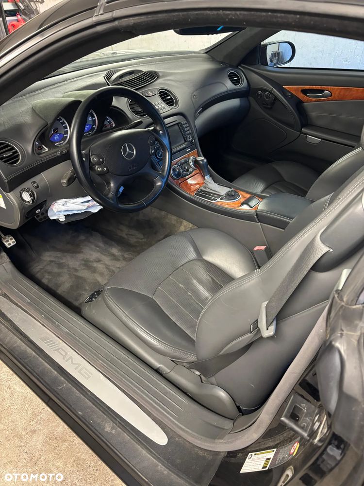 Mercedes-Benz SL - 11