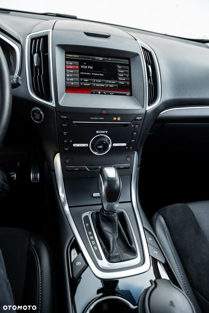 Ford Edge 2.0 TDCi Bi-Turbo 4x4 Sport - 40