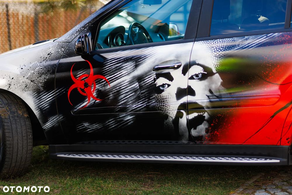 Mercedes-Benz ML - 14