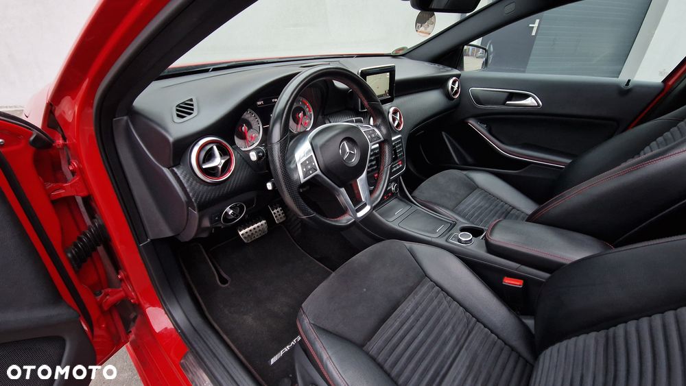 Mercedes-Benz Klasa A 180 (BlueEFFICIENCY) 7G-DCT AMG Sport - 22