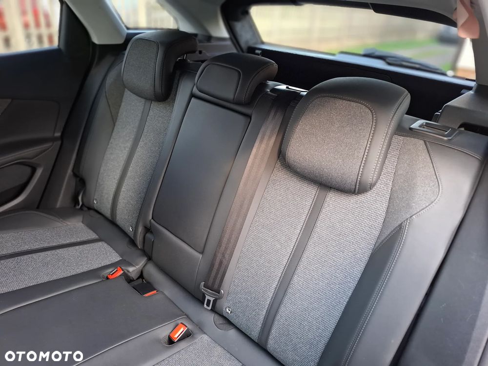 Peugeot 3008 PureTech 130 Stop & Start GPF Allure - 24