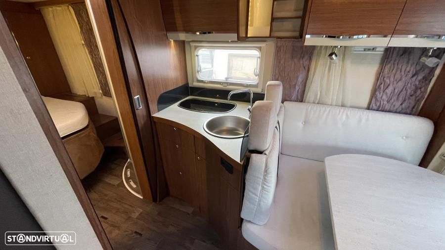 Euramobil Profila RS 720 QB c.central e basculante - 6