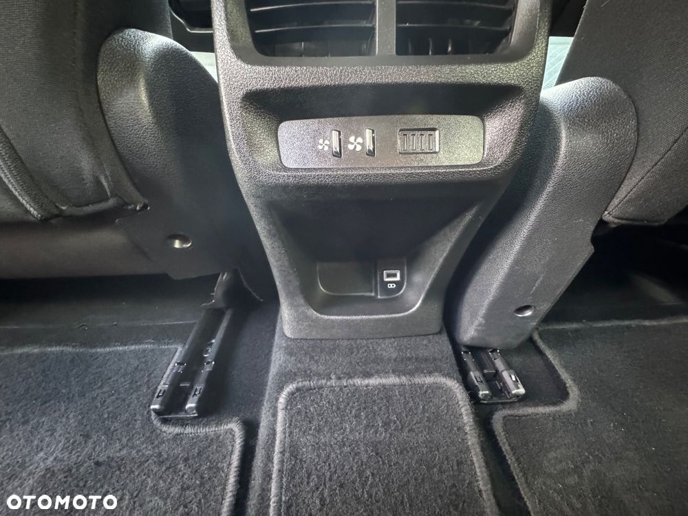 Peugeot Rifter 1.5 BlueHDI Allure Pack S&S - 31