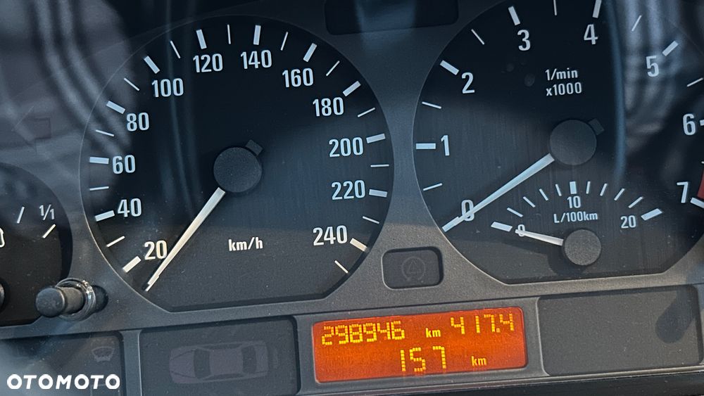 BMW Seria 3 - 23