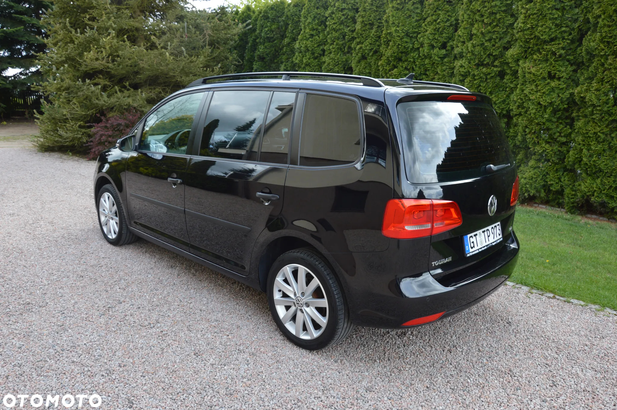 Volkswagen Touran - 22