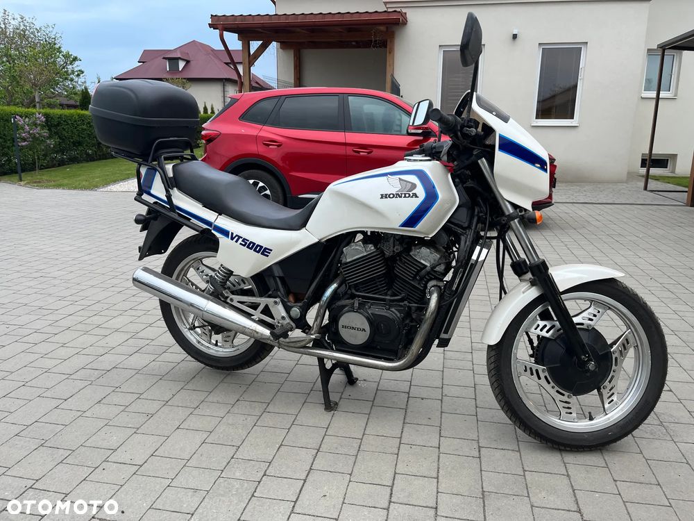 Honda VT - 5