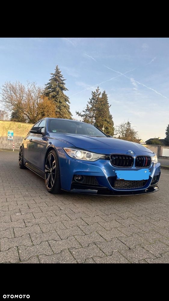 BMW Seria 3 320d xDrive - 15