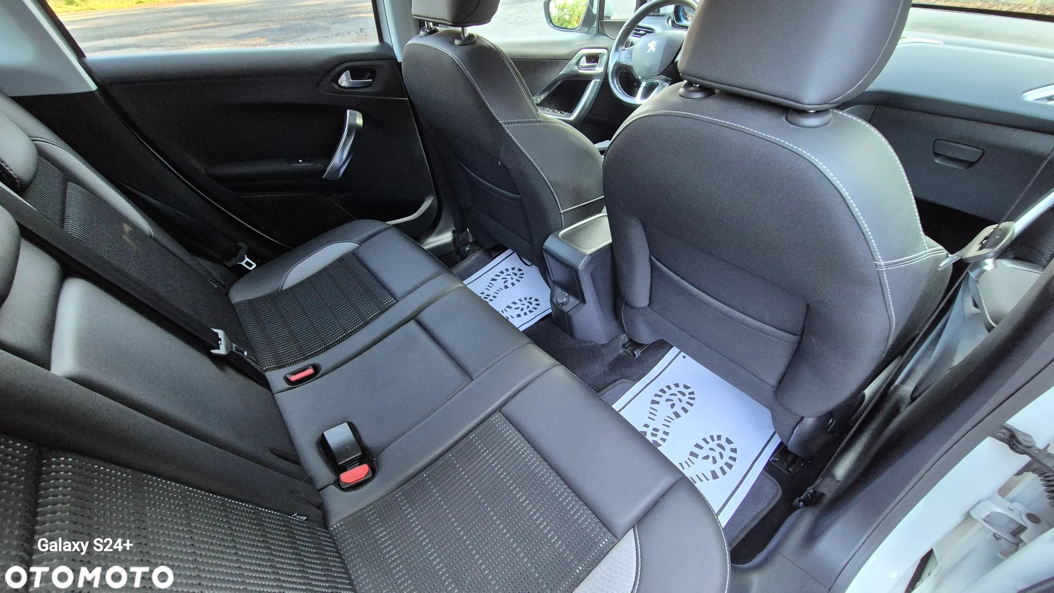 Peugeot 2008 1.6 BlueHDi Allure - 15