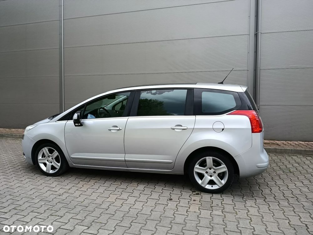 Peugeot 5008 1.6 THP Active - 25