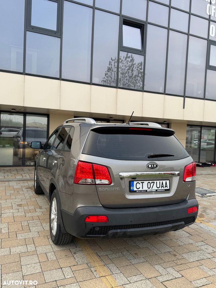 Kia Sorento - 5