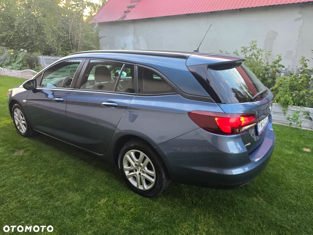 Opel Astra 1.6 D (CDTI) Start/Stop Edition - 10