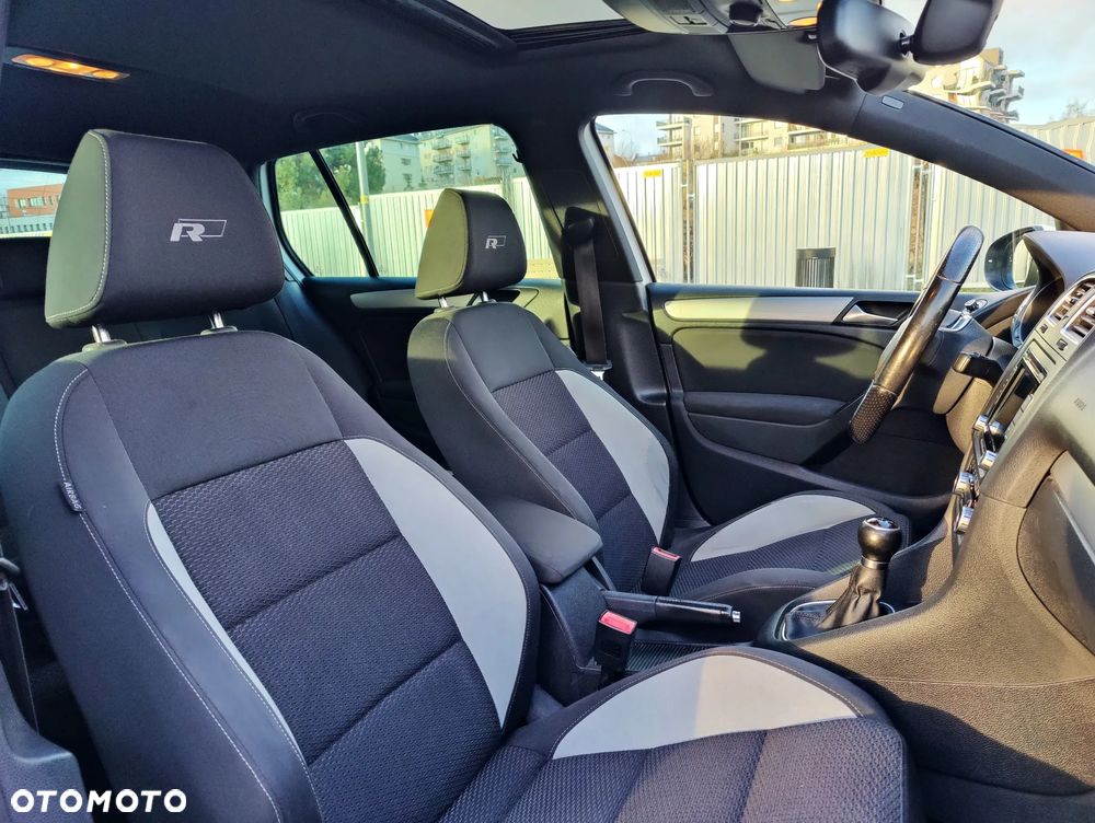 Volkswagen Golf 2.0 TDI DPF Highline - 11