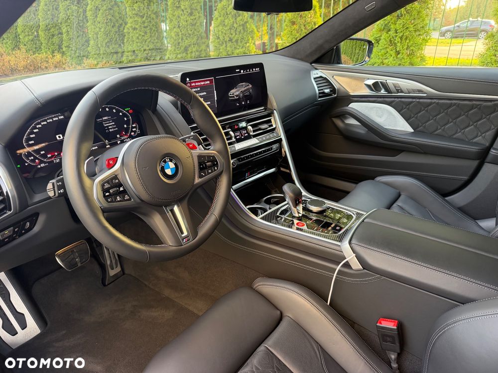 BMW M8 Competition - 10