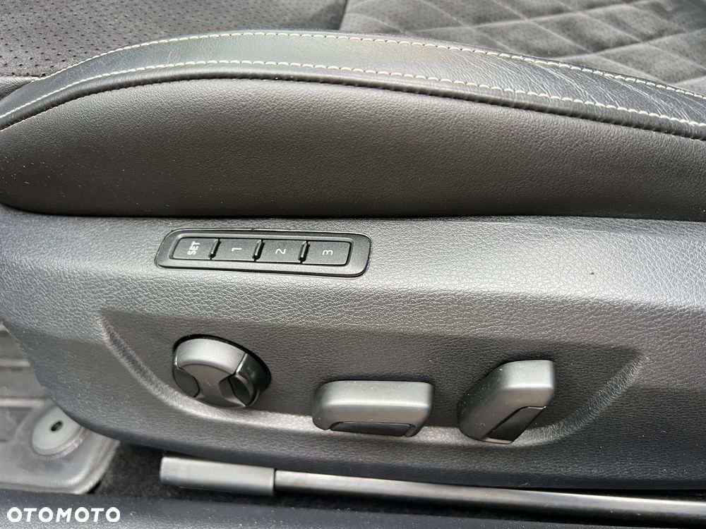 Skoda Superb 2.0 TSI 4x4 DSG Sportline - 16