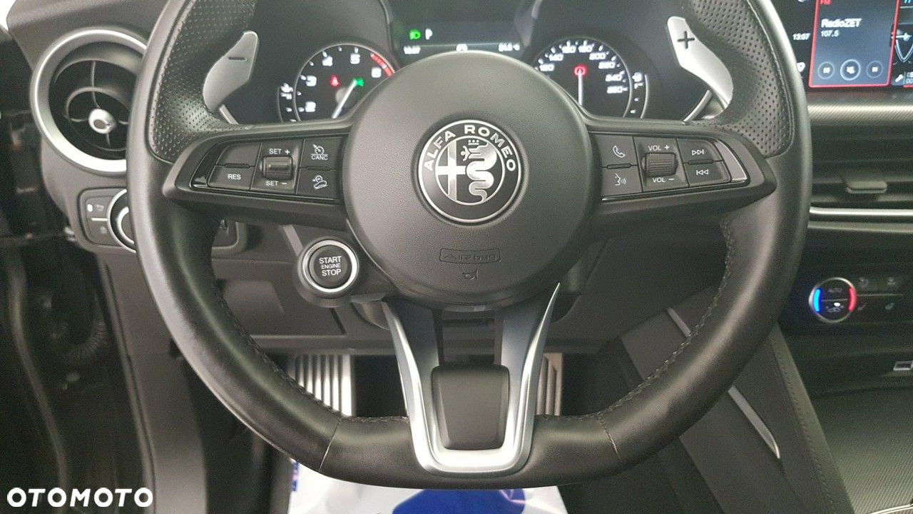 Alfa Romeo Stelvio - 28