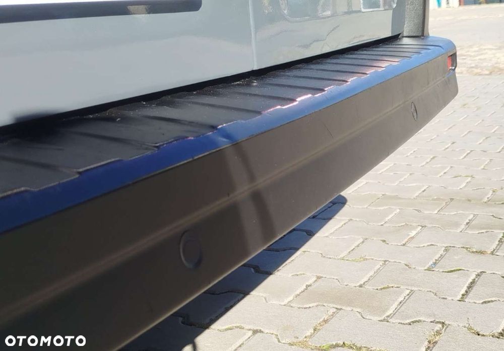 Renault Trafic - 32