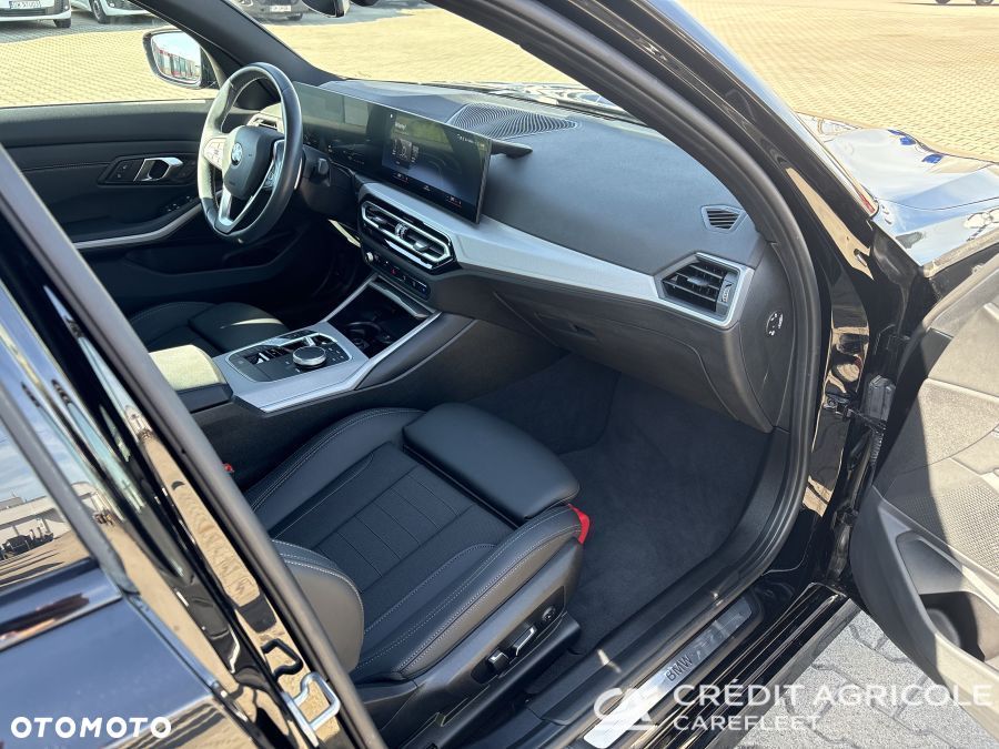 BMW Seria 3 318i - 16