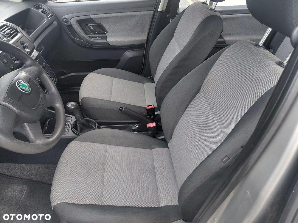 Skoda Roomster - 10