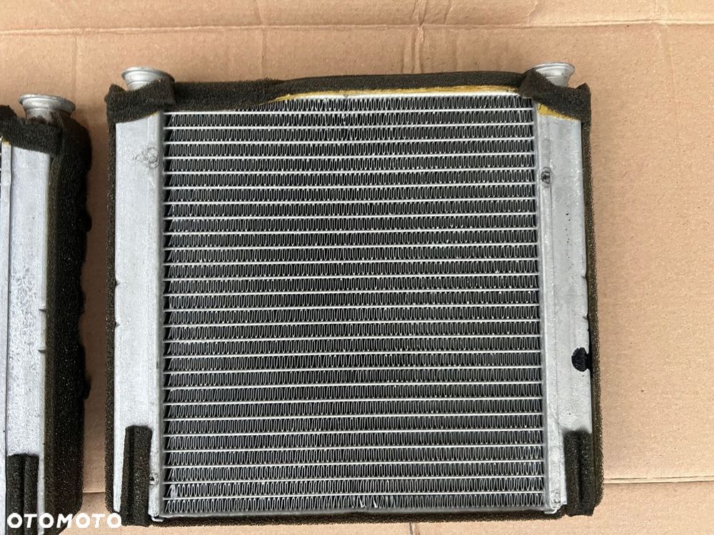 NAGRZEWNICA NAGRZEWNICE 2005-2010 AUDI A8 D3 KOMPLET - 2