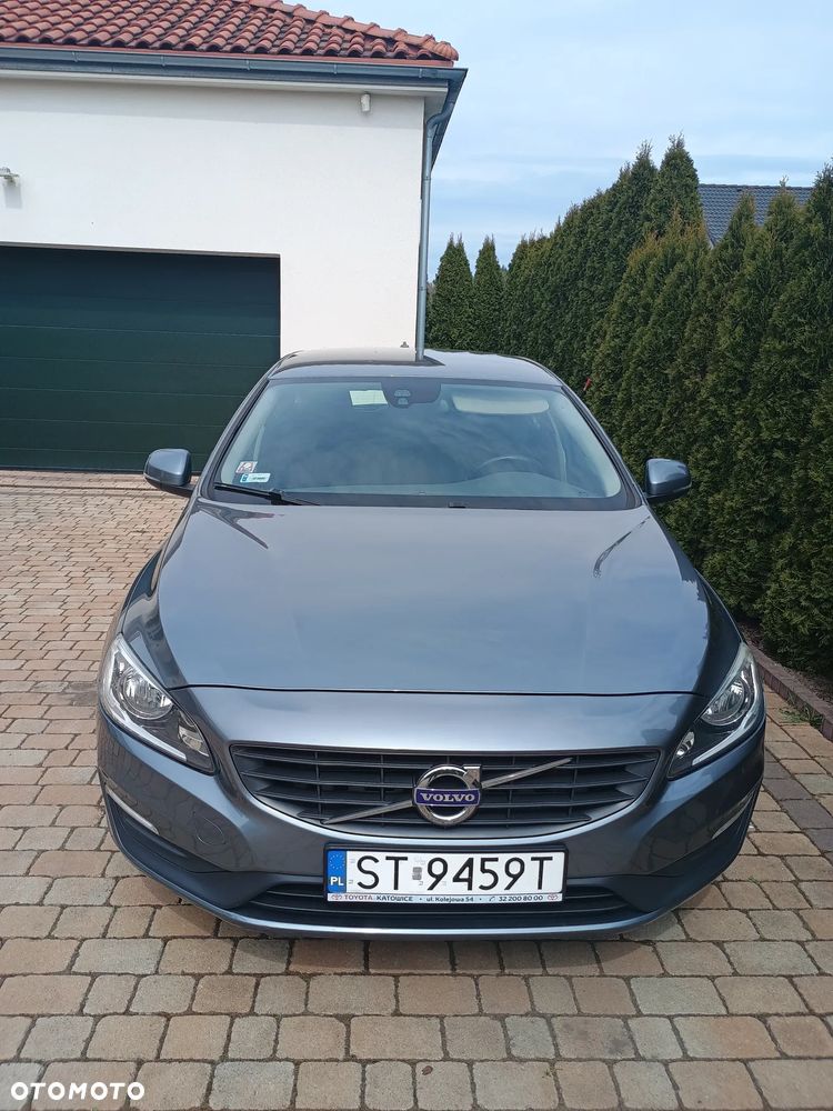 Volvo V60 D2 Geartronic Momentum - 8