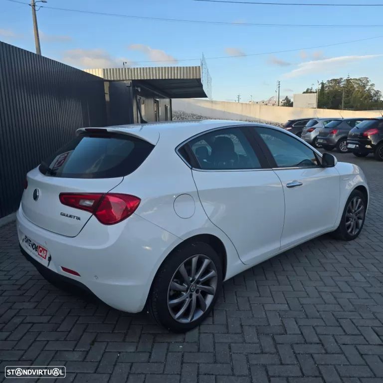 Alfa Romeo Giulietta 1.6 JTDM Sport - 8