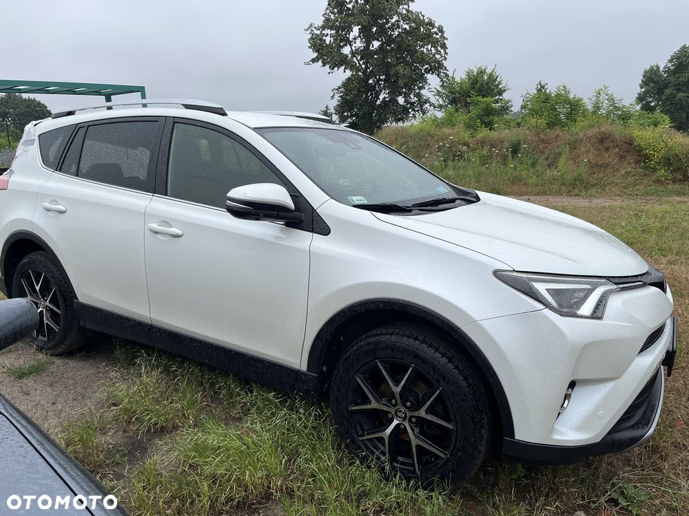 Toyota RAV4 2.0 D-4D Prestige 4x2 - 1