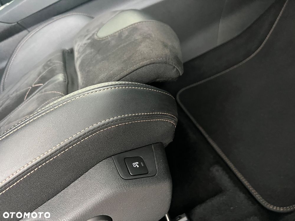 Peugeot 5008 BlueHDi 180 EAT6 GT - 25