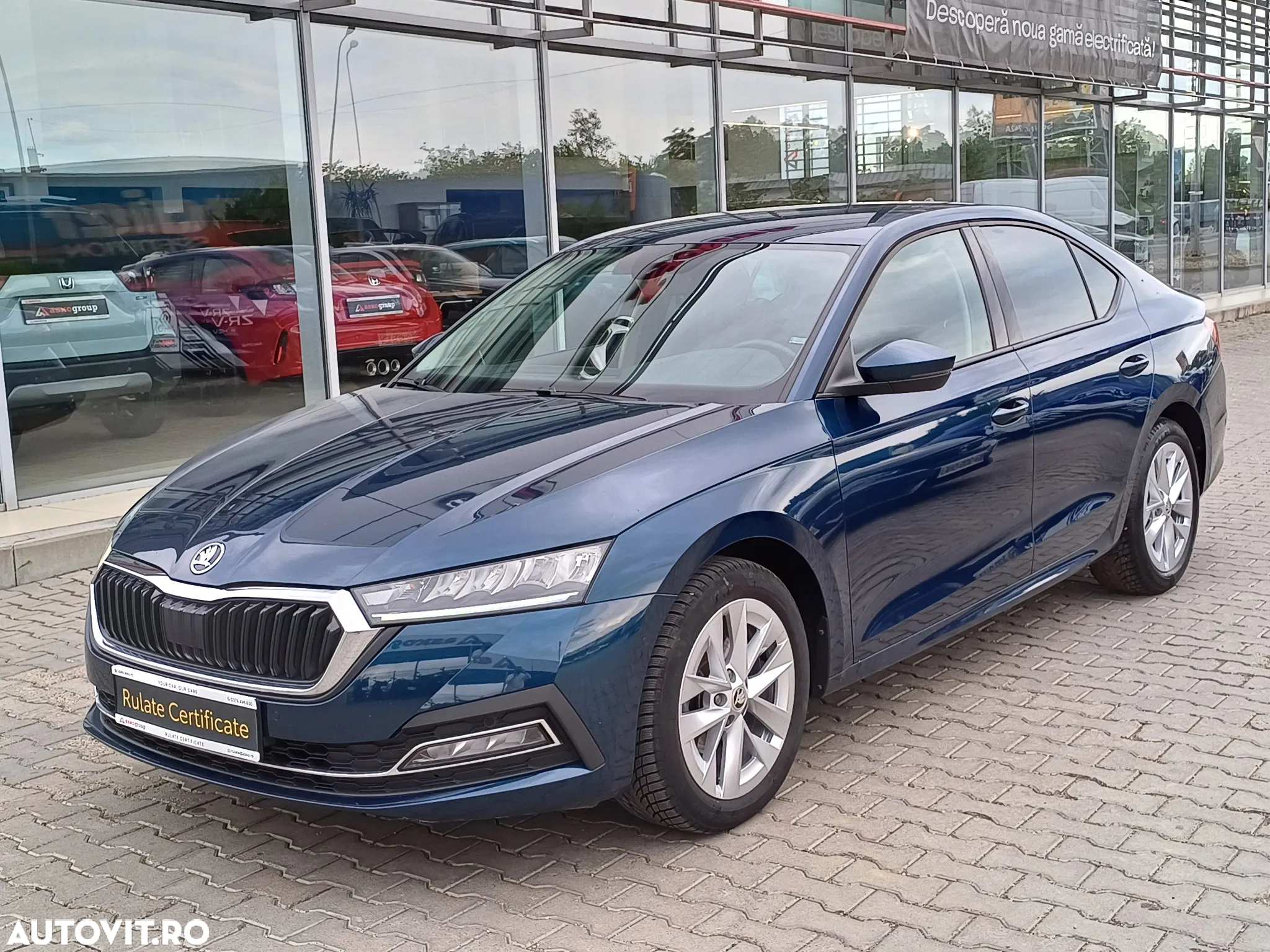Skoda Octavia 2.0 TDI DSG Style - 2
