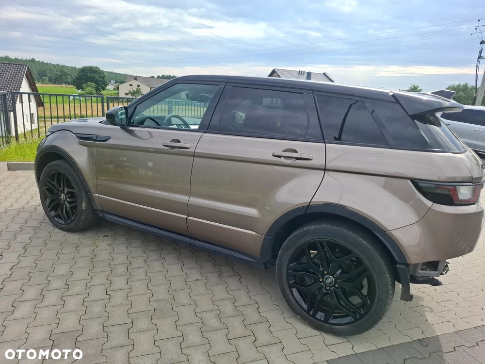 Land Rover Range Rover Evoque - 32