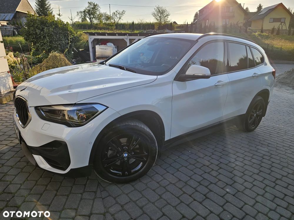 BMW X1 sDrive18i GPF Advantage - 4
