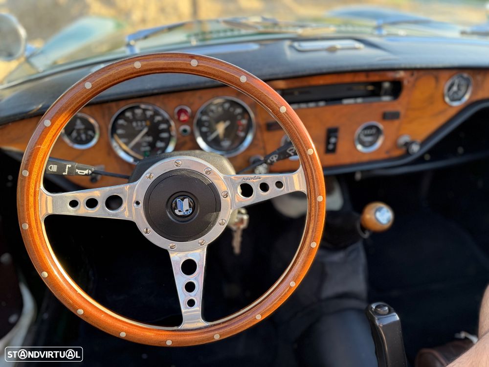 Triumph Spitfire - 16