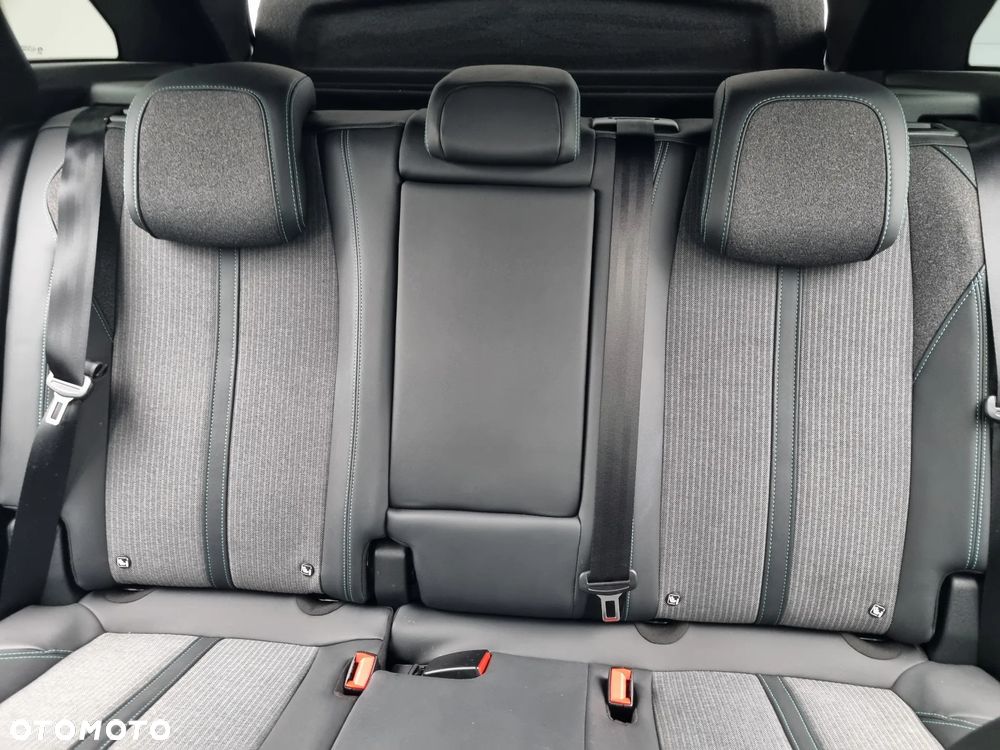 Peugeot 3008 1.2 PureTech Allure S&S EAT6 - 19