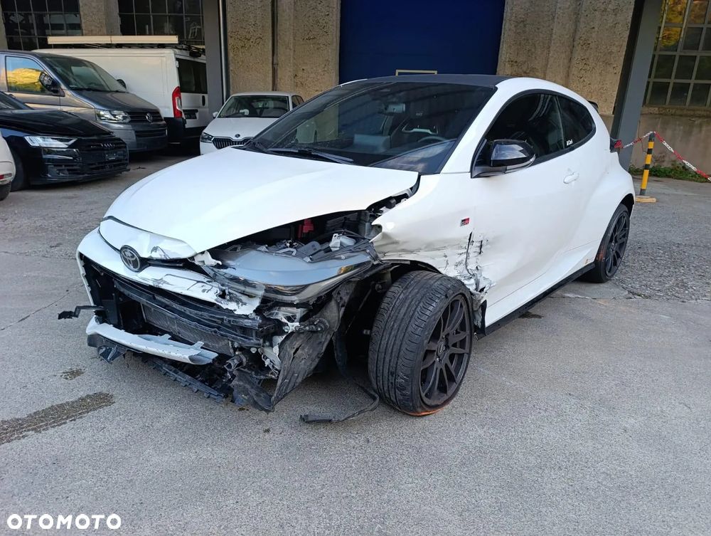 Toyota GR Yaris - 4