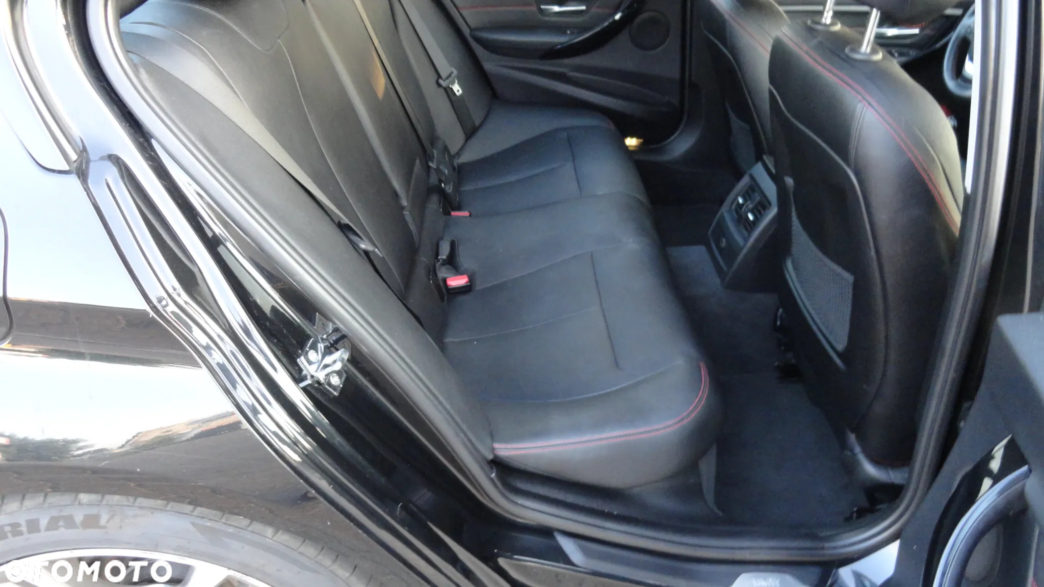 BMW Seria 3 320d - 9