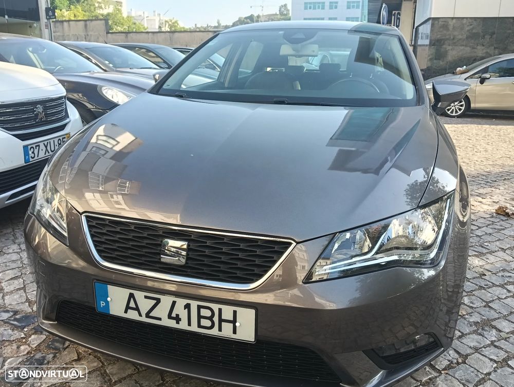 SEAT Leon 1.6 TDI DPF Style - 6