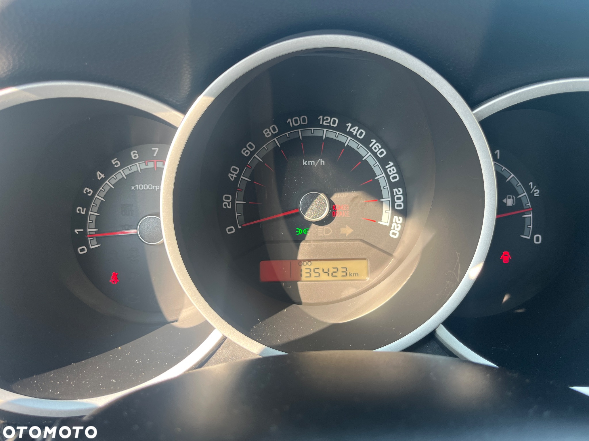 Kia Venga 1.4 CVVT ISG Vision - 28