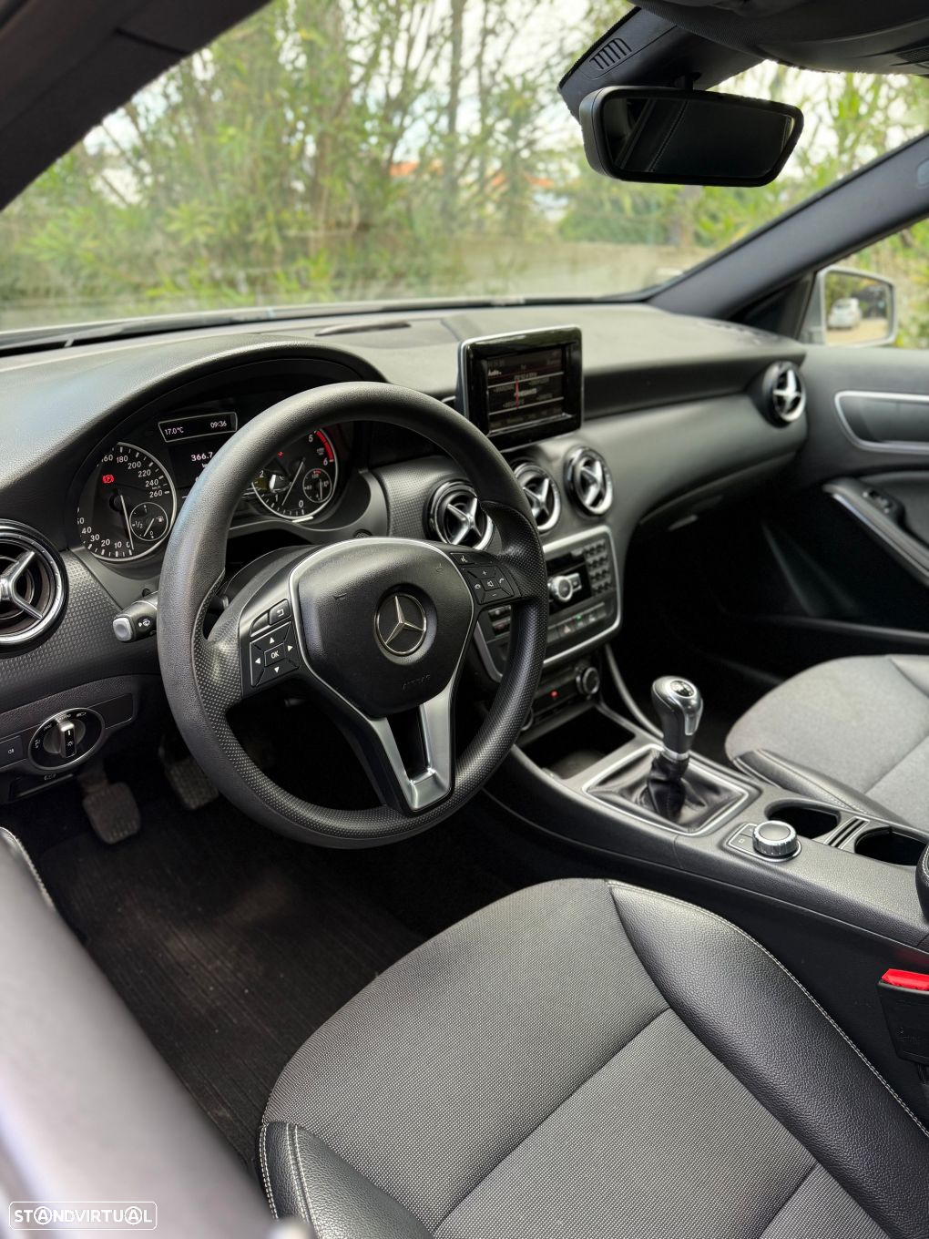 Mercedes-Benz A 180 - 6