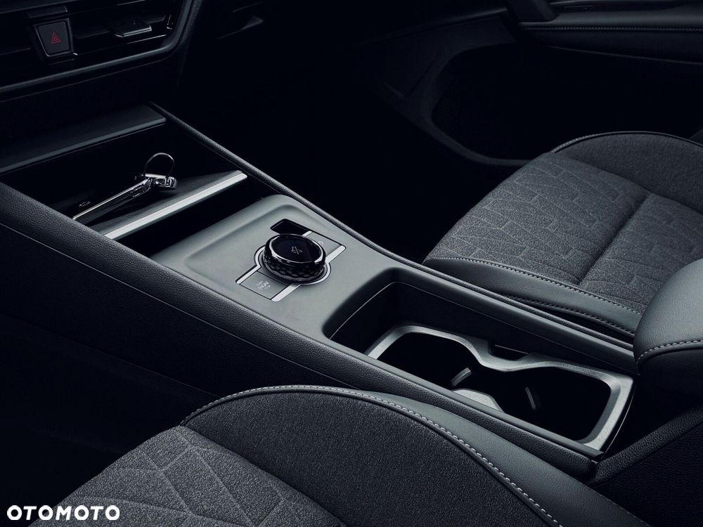 Volkswagen Tiguan - 22