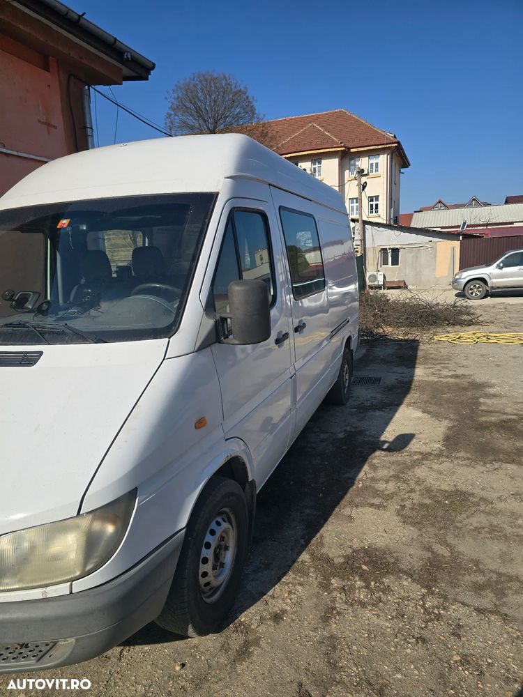 Mercedes-Benz Sprinter - 7
