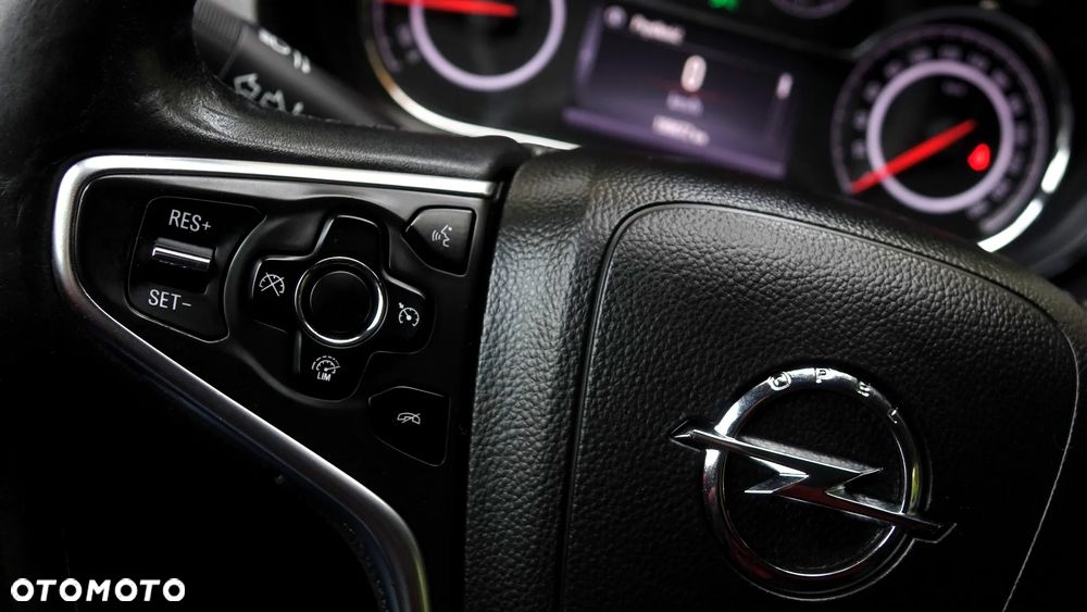 Opel Insignia 2.0 CDTI Cosmo S&S - 14