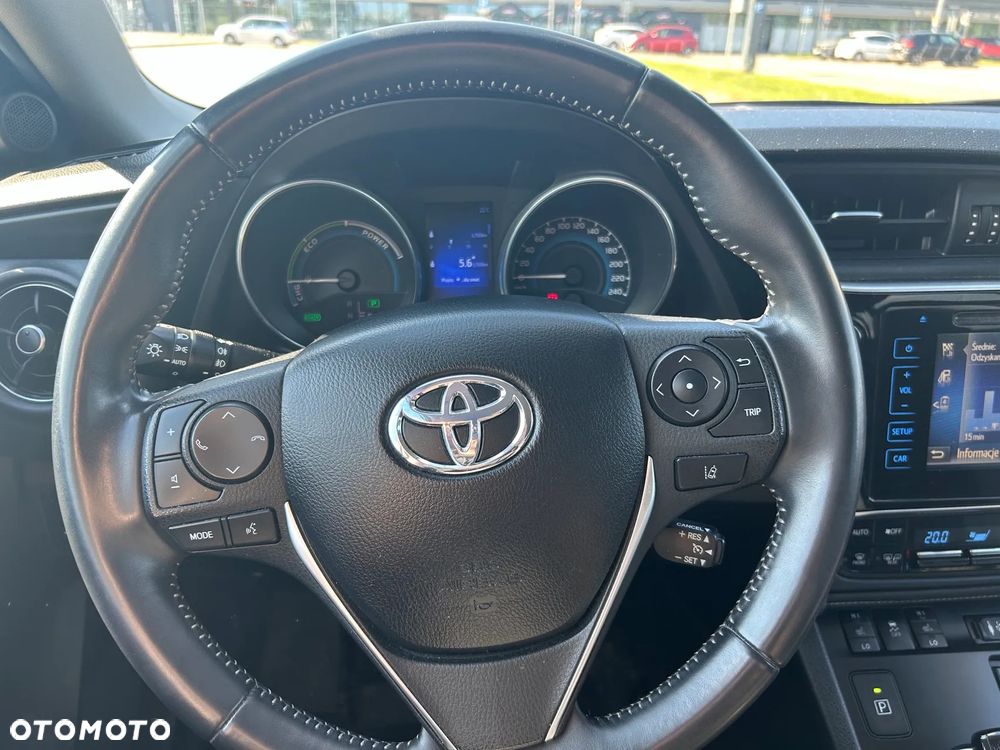 Toyota Auris 1.8 HSD Luna - 18