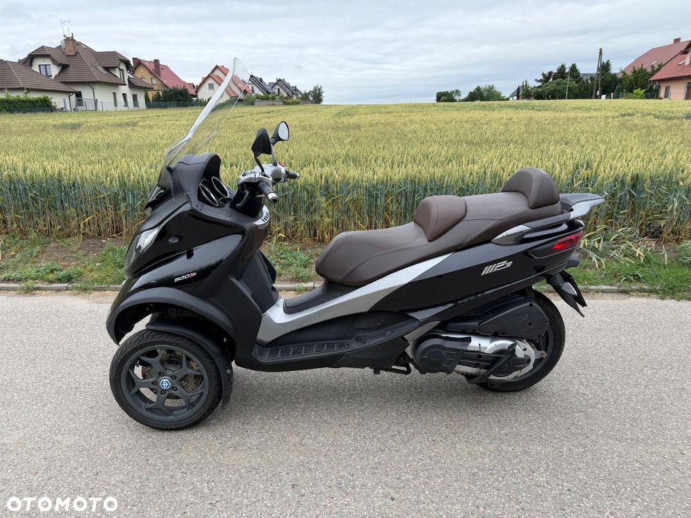 Piaggio MP-3 - 2