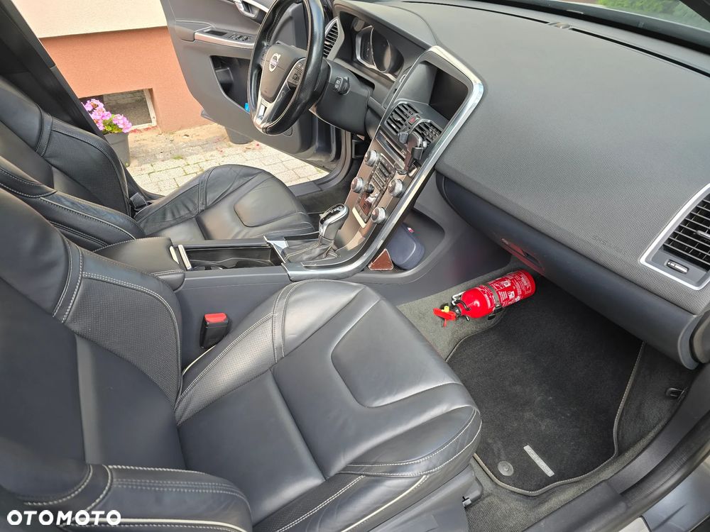 Volvo XC 60 D4 Drive-E R-Design Kinetic - 8