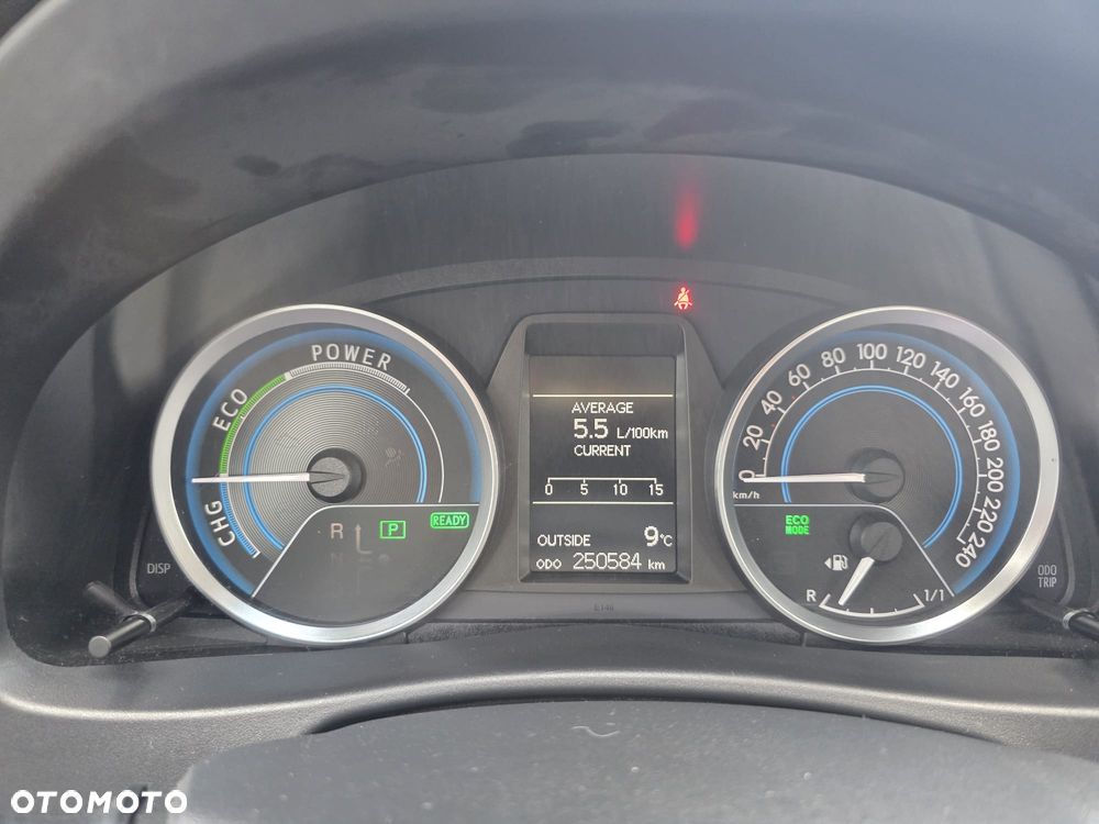 Toyota Auris 1.8 HSD Luna - 25