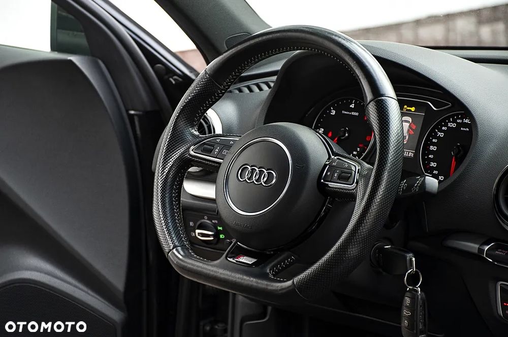 Audi A3 Sportback 2.0 TDI (clean diesel) quattro S tronic S line Sportpaket - 25